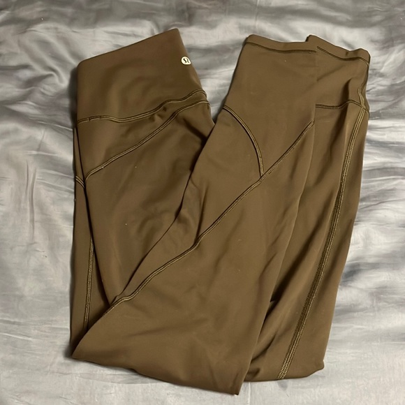 Lululemon size 8 olive green leggings full length - Picture 1 of 3